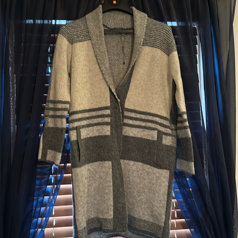 Joseph A Medium greys cardigan preloved good condition